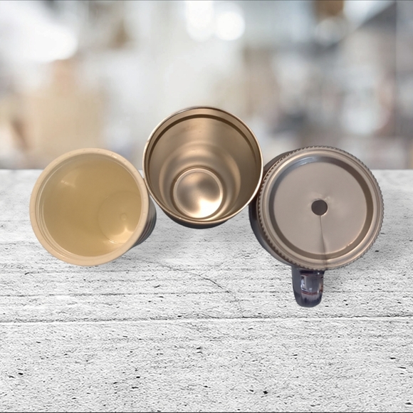 Asst of tumblers 2 plastic and 1 stainless steel - Picture 4 of 15